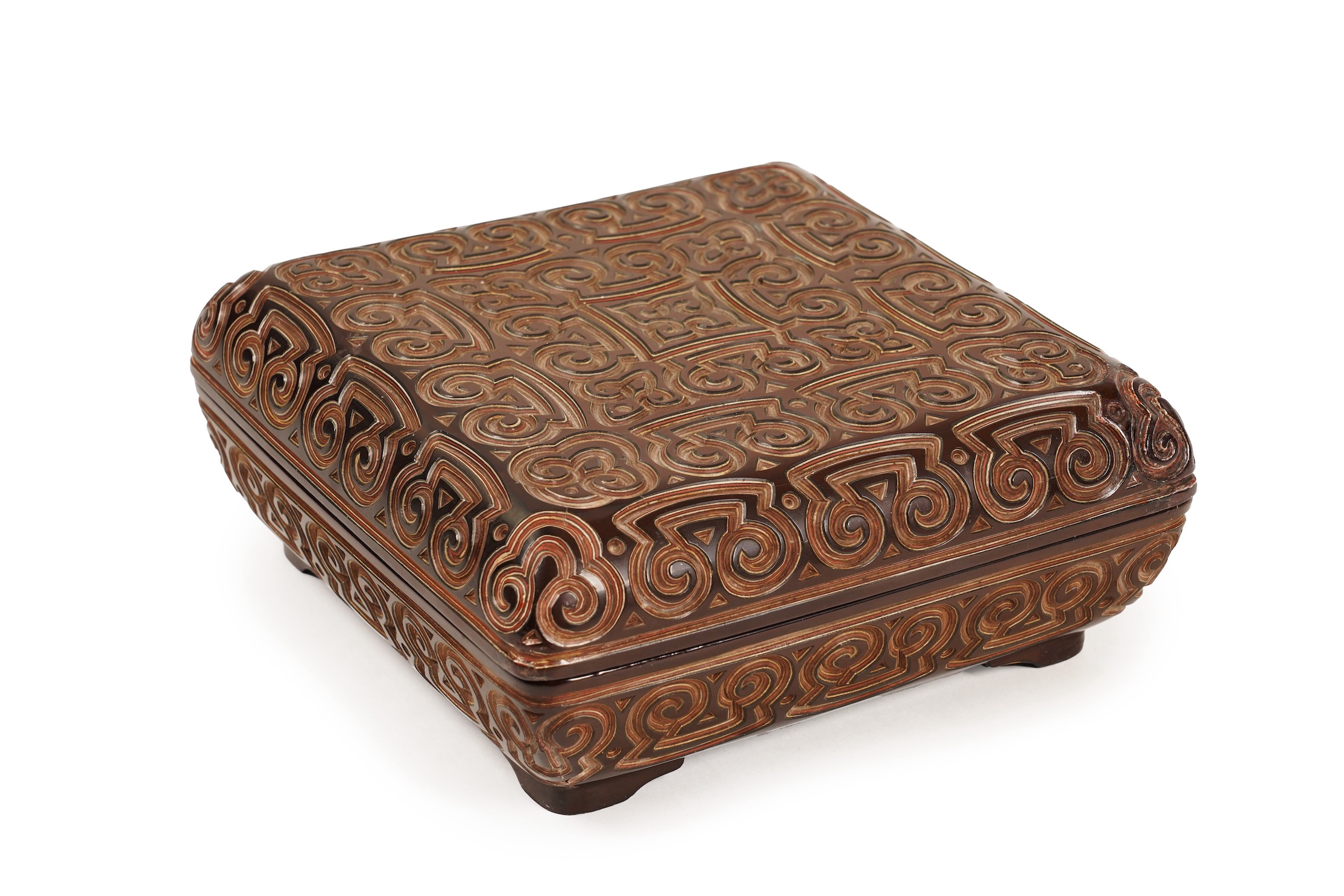 A Chinese tixi lacquer square box and cover, 17th/18th century